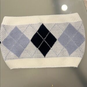 Full Tilt Black and White Knit Top